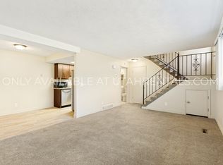 220 W Foxbridge Dr, Midvale, UT 84047