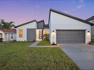 370 Daffodil Ln, Poinciana, FL 34759