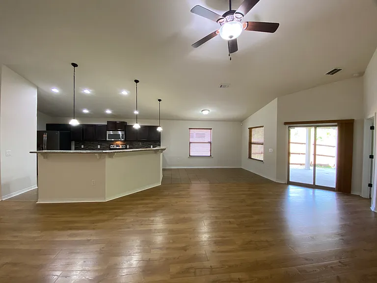 8466 Island Dr — Photo 8