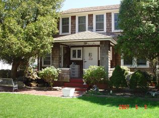 110 Potunk Ln, Westhampton, NY 11978