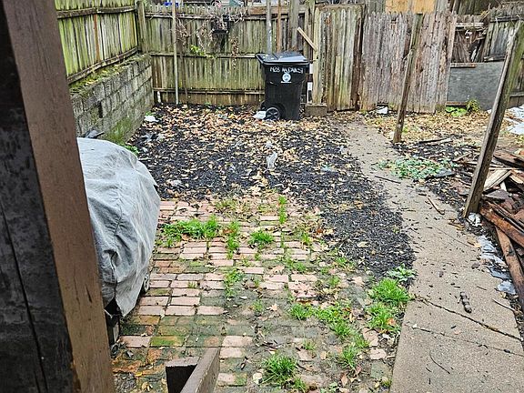 5th image of 1428 Naudain St
