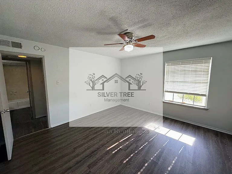 4820 Wellesley Ave #A — Photo 20