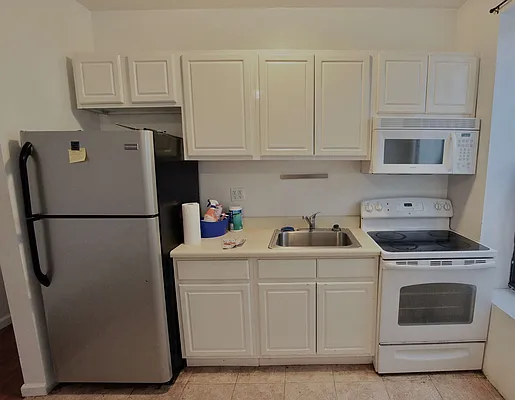 Rented by Bold New York | media 3