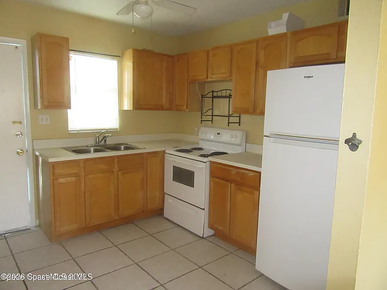 415 Harrison Ave #4 — Photo 18