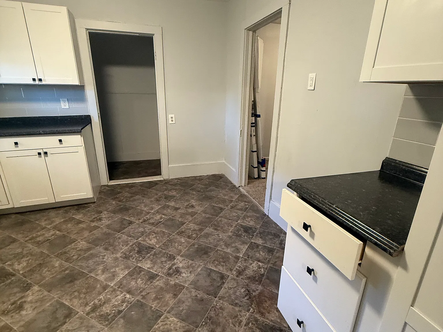 2 bed, 1240 sqft, $1,099 — Photo 3