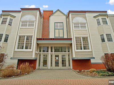 206 The Promenade #206, Edgewater, NJ, 07020