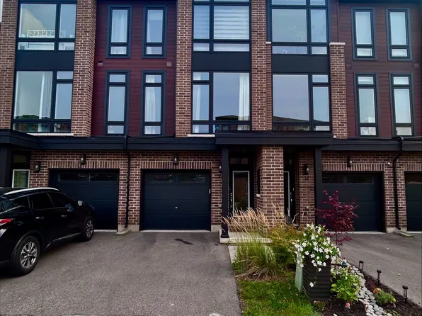 270 Melvin Ave #20, Hamilton, ON L8H 0B4