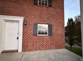 499 Nicholas St SE APT A1, Abingdon, VA 24210