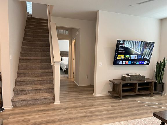 3rd image of 40524 Melrose Dr
