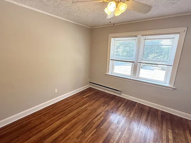 415-419-423 Probasco St — Photo 29