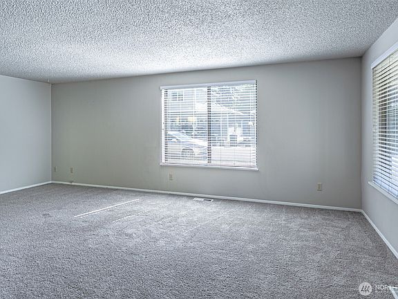 5th image of 2524 70th Avenue SW