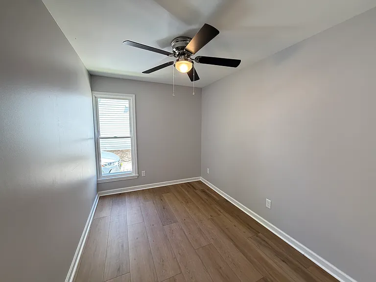 320 Chestnut St #1 — Photo 21