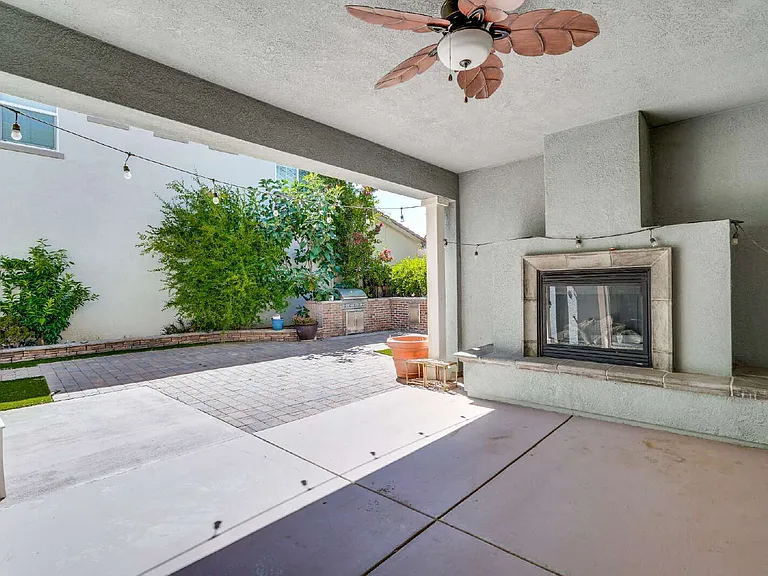 675 W Esplanade Dr — Photo 35