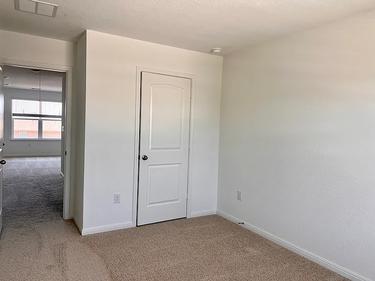 220 Saide St — Photo 12