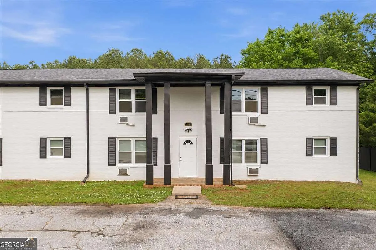 2 bed, 1.0 bath, $1,195 — Photo 4