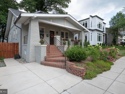 3017 26th St NE, Washington, DC, 20018