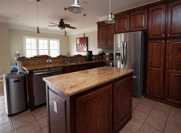 5th image of 443 Twin Springs Dr