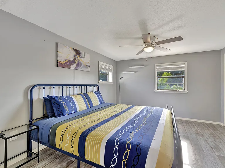 3866 Allenwood St — Photo 18