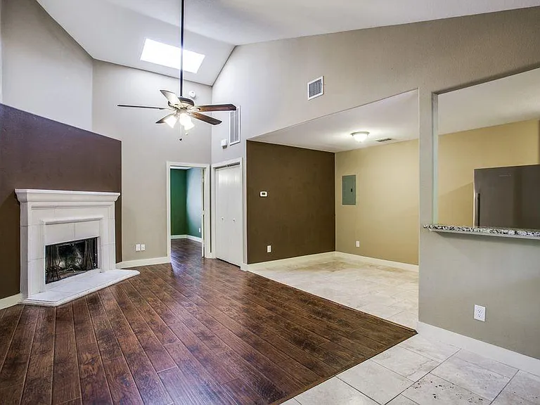6646 E Lovers Ln #910 — Photo 1