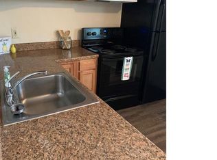 1087 Super Genius Cir, Akron, OH 44306
