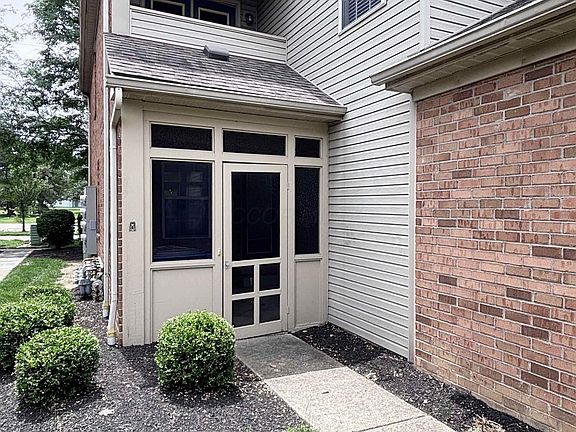 4th image of 3015 Glenloch Cir