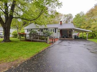 21 Betten Ct, Franklin, MA 02038