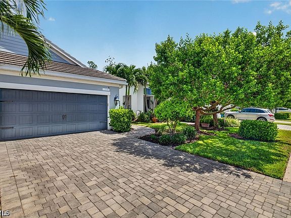 4th image of 2183 Marquesa Cir