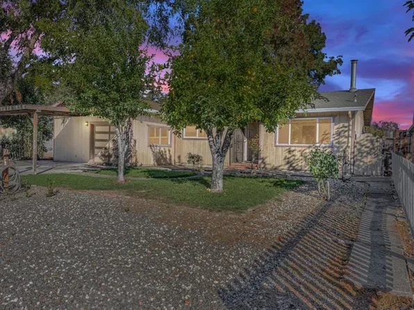 8470 Old Oak Road, Windsor, CA 95492