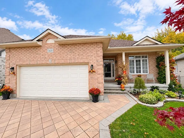1611 Blackmaple Cres, London, ON N5Y 6L7