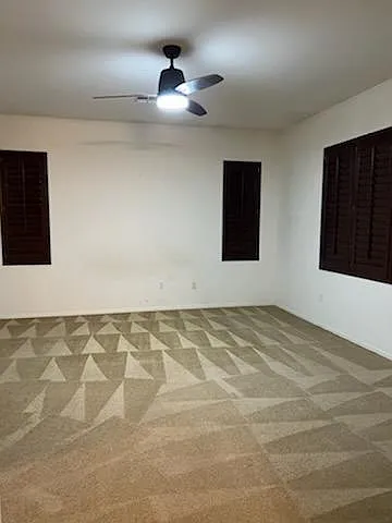 504 E Calle Escora — Photo 9