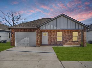815 Sayle St, Greenville, TX 75401