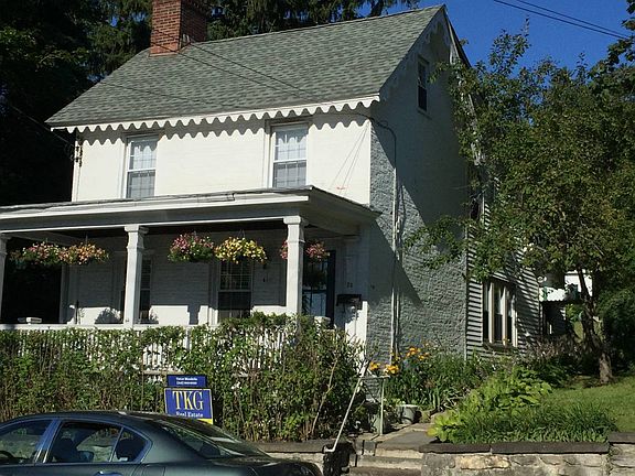 2nd image of 24 Worth Ave