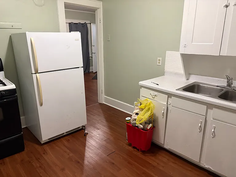 1598 Front St #3 — Photo 4