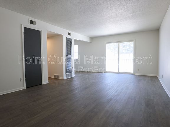 2nd image of 2922 N 54th St APT 8