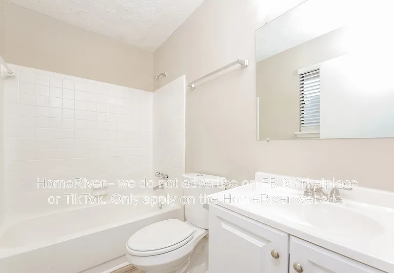 323 Park Ridge Ct — Photo 13