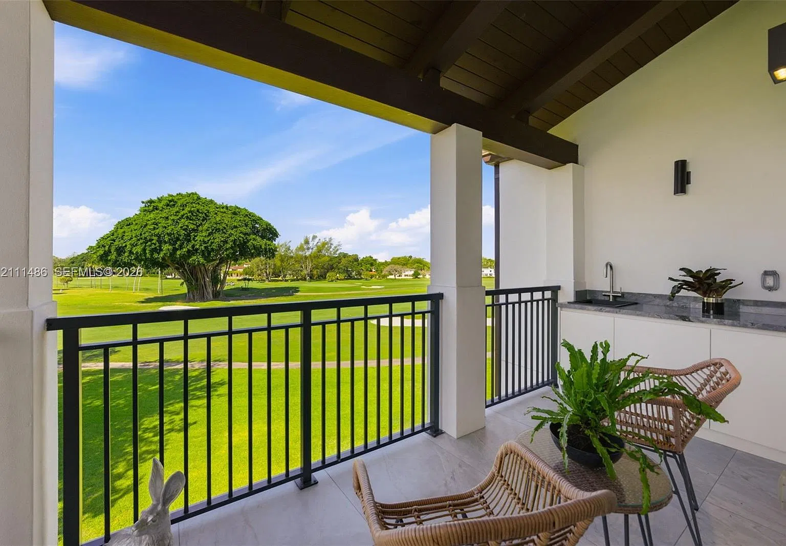 Villa Biltmore Condo — Photo 2