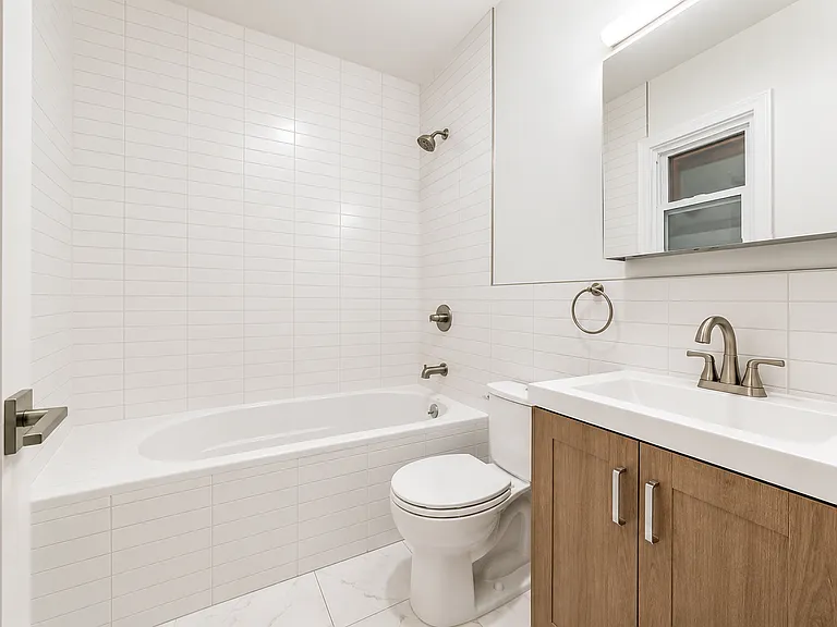 370 5th Ave #2L — Photo 5