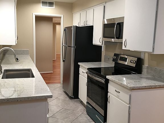 3rd image of 2071 Valderas Dr #4c9e36108
