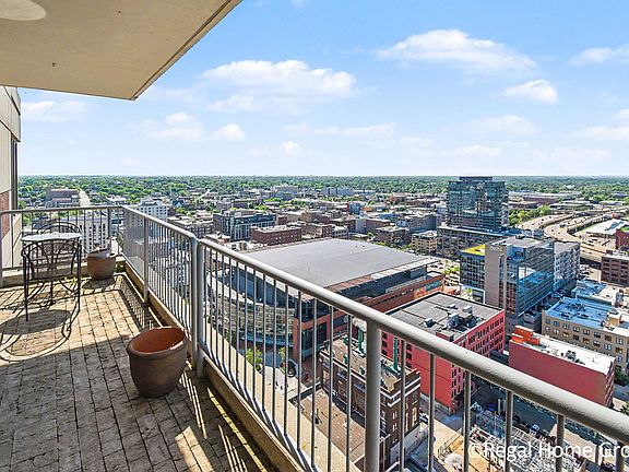 4th image of 28 Campau Cir NW #2803