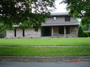 4300 Linden Dr, Midland, MI 48640
