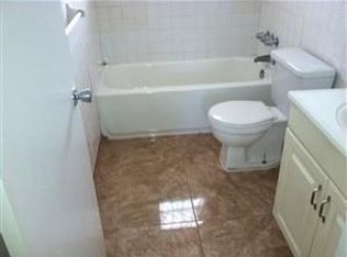 1907 NW 96th St, Miami, FL 33147