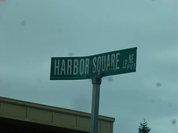 5th image of 180 Harbor Sq Loop NE Unit 414