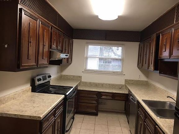 Kitchen with new countertops and stove