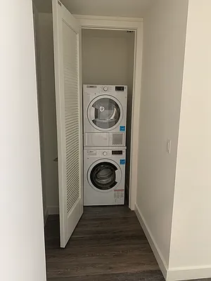 Rented by The Dermot Realty Management Company | media 27