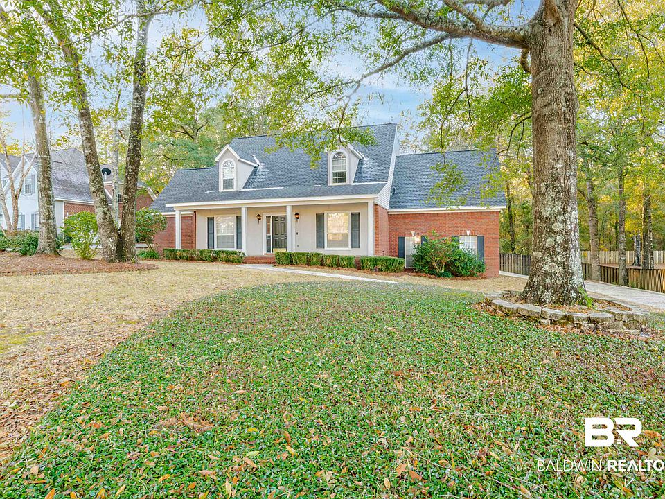 1st image of 27037 Creekwood Dr