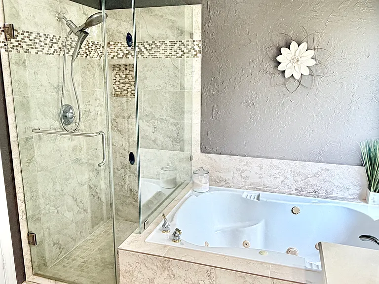 507 Gifford Dr — Photo 13