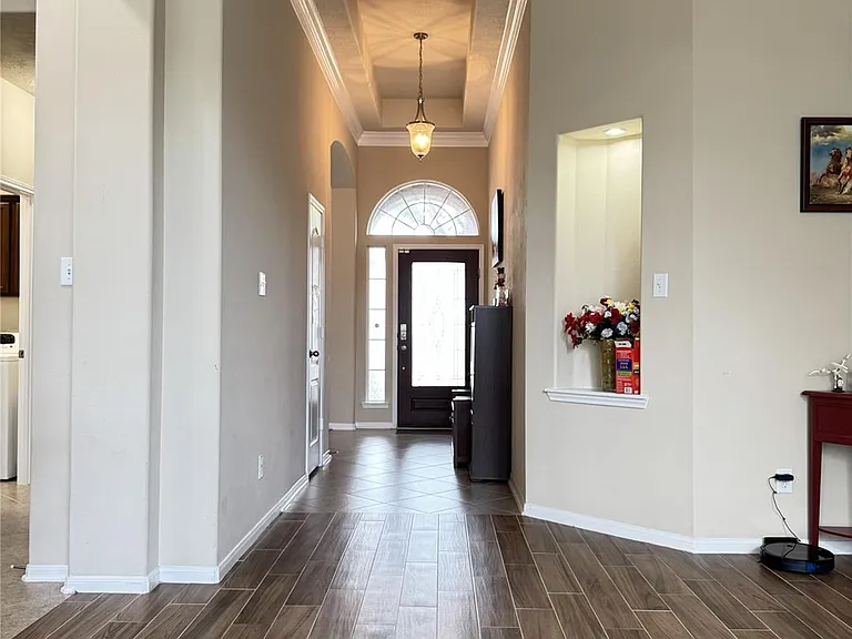 6106 Brookmall Dr — Photo 4