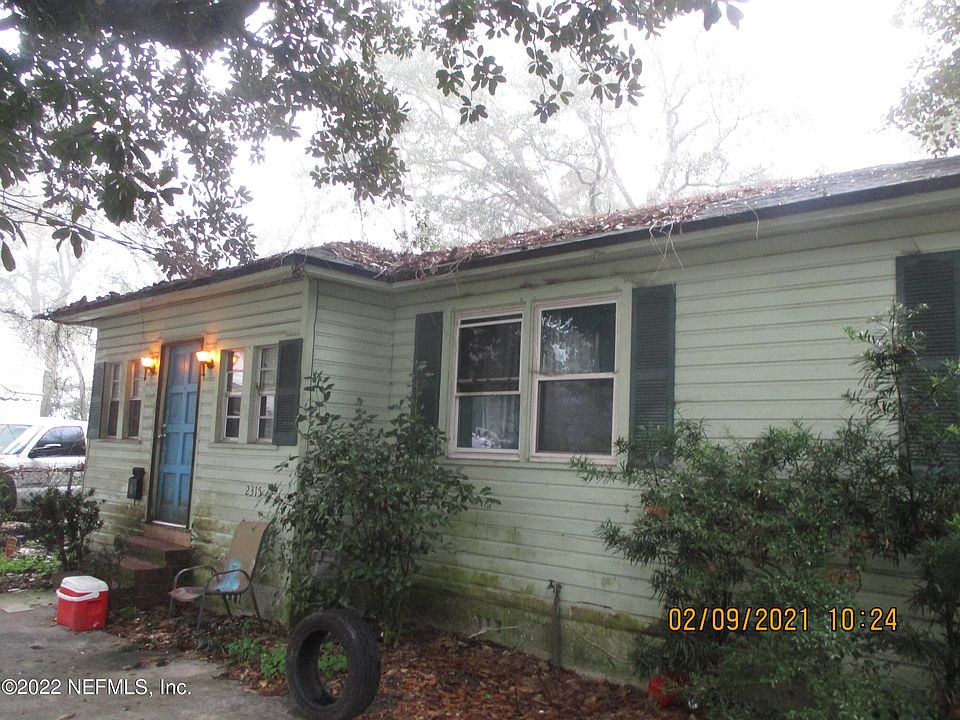 1st image of 2315 WESTBROOK Circle N