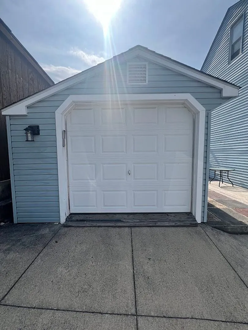 Newly Updated Single Family Home — Photo 4