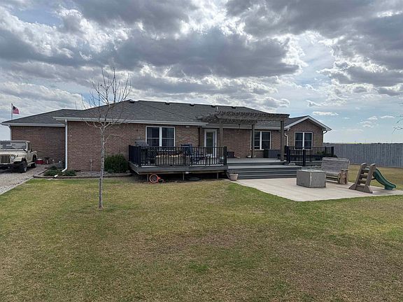 5th image of 2217 Clay Dr